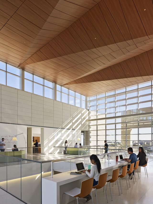 The University Of Texas At Dallas Bioengineering And Sciences Building